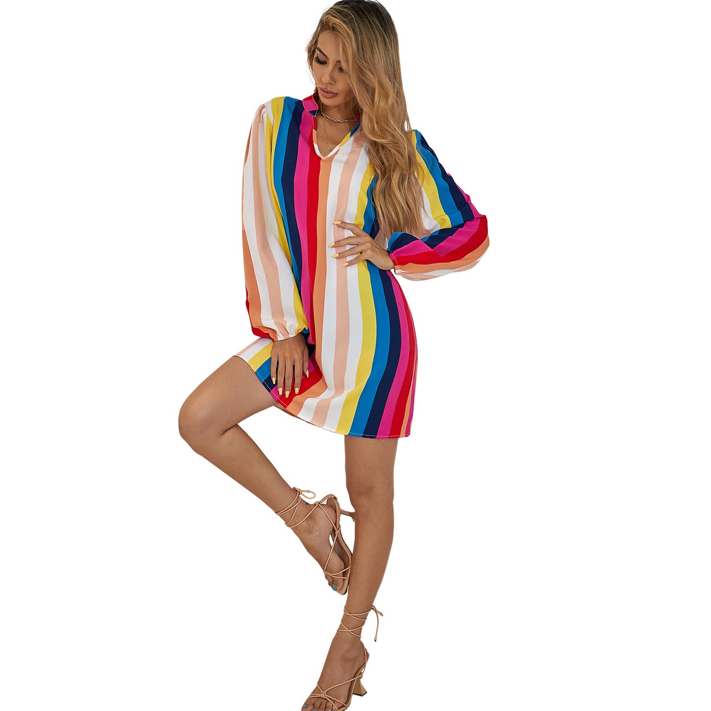 Robe portefeuille élégante pour femmes avec des pois scintillants et des manches longues Chic und Stil