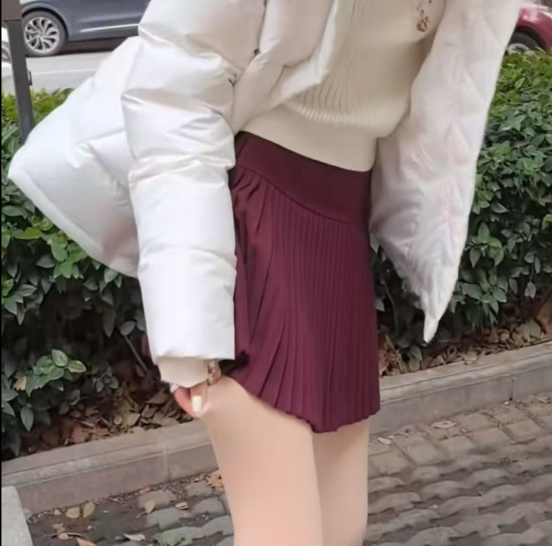 Jupe mini plissée pour femmes avec taille élastique et tissu léger Chic und Stil