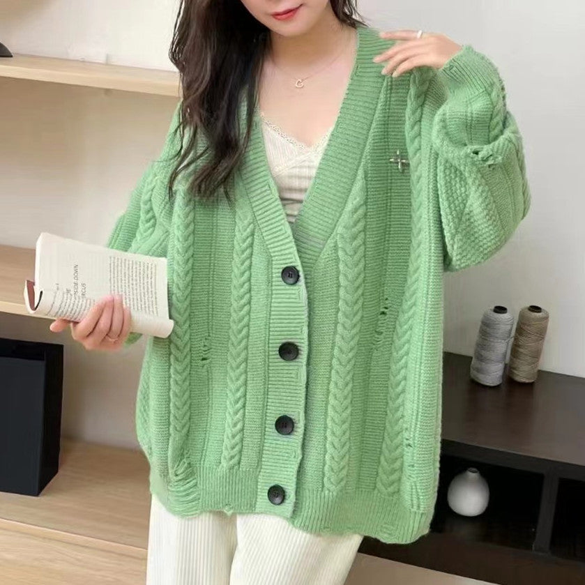 Dames gros tricot cardigan avec décolleté en V profond et détails de boutons Chic und Stil