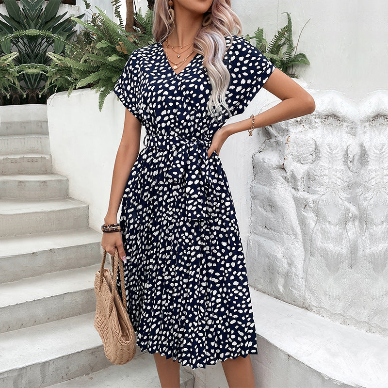 Robe midi portefeuille pour femmes avec un style décontracté et chic Chic und Stil