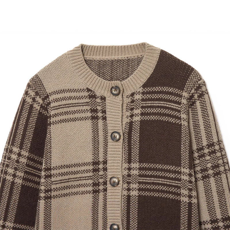 Pull-over en tricot à carreaux tendance pour femmes avec patte de boutons et col rond Chic und Stil