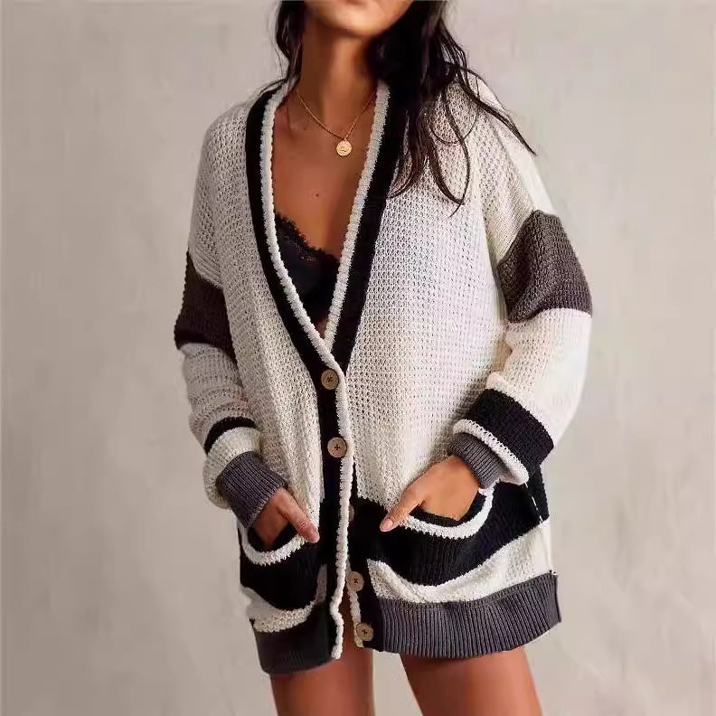 Cardigan en tricot décontracté pour femmes avec grandes poches et rayures contrastées élégantes Chic und Stil