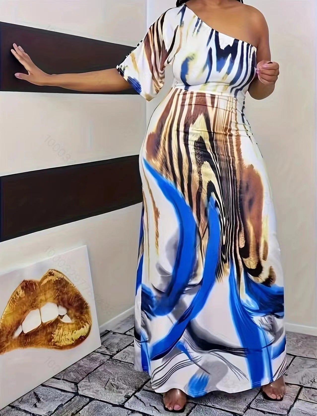 Robe maxi femme avec coupe asymétrique et motif élégant Chic und Stil