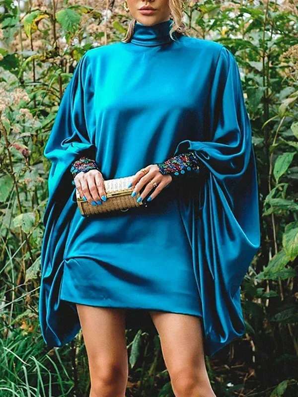 Robe mini oversized pour femmes avec des manches volumineuses et un élégant col montant Chic und Stil