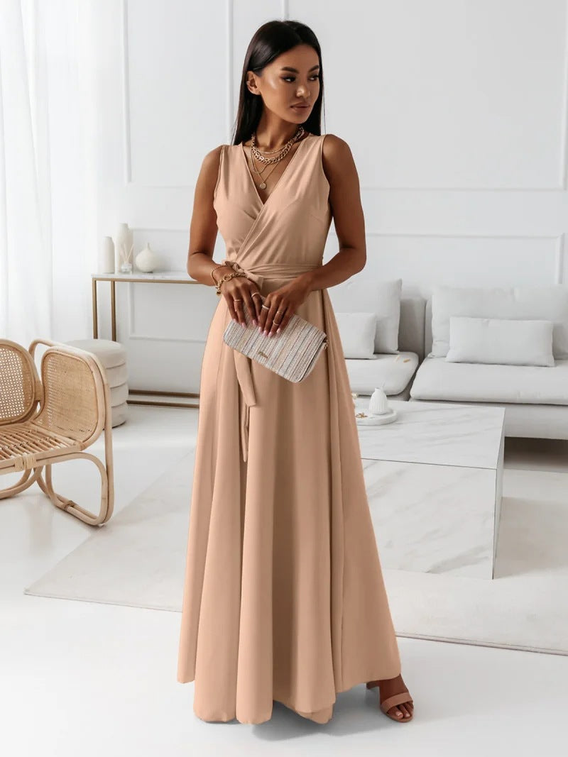 Robe maxi pour femmes avec look d'enveloppement et décolleté en V profond Chic und Stil