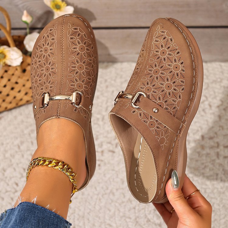 Sabots confortables pour femmes avec application florale Chic und Stil