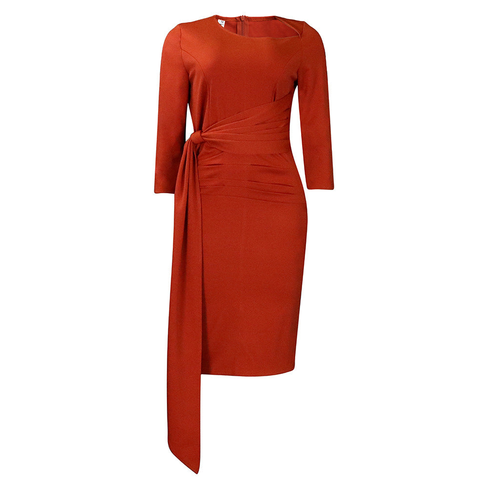 Robe portefeuille ajustée pour femmes avec un élégant détail de ceinture Chic und Stil