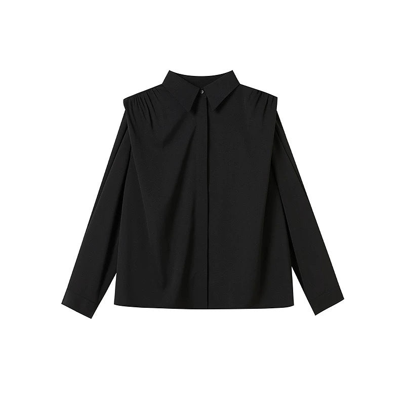 Chemise classique boutonnée pour femmes avec détails de plis subtils Chic und Stil