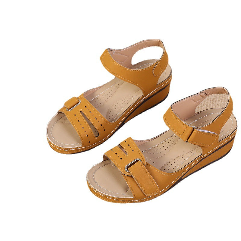 Sandales compensées de confort réglables pour femmes Chic und Stil