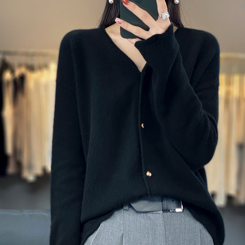 Dames Élégant Cardigan avec boutons dorés et design structuré Chic und Stil