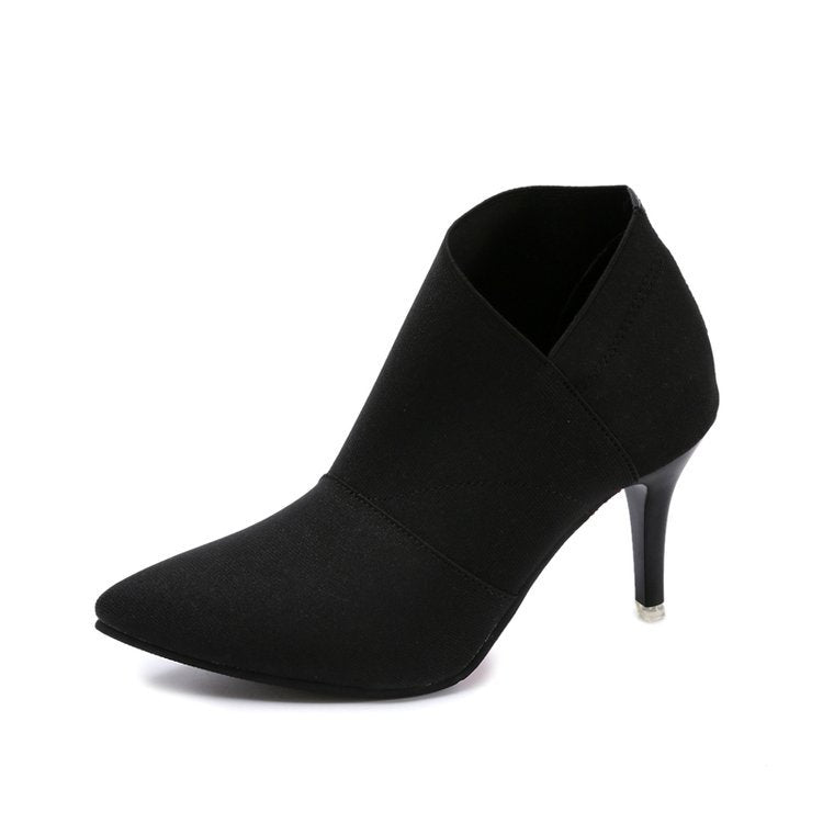Bottes élégantes pour femmes avec un bout pointu et un matériau supérieur extensible à la mode Chic und Stil