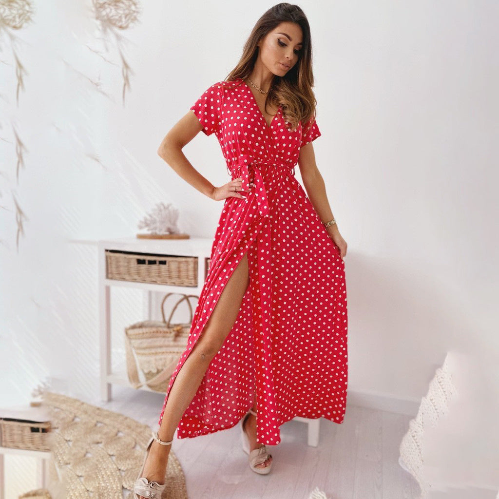 Robe maxi à pois pour femmes avec fente latérale et ceinture nouée Chic und Stil