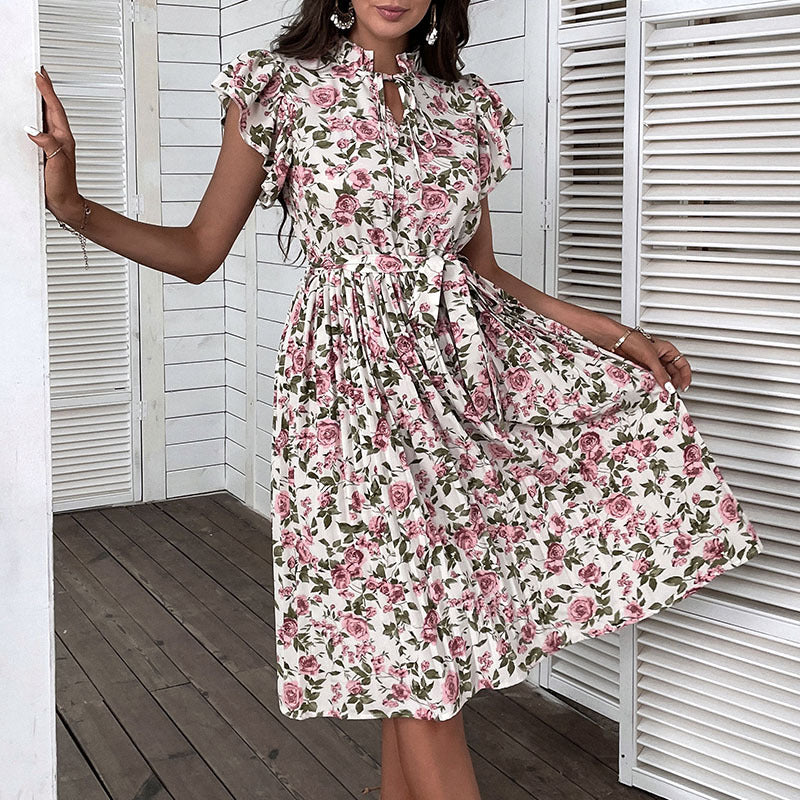 Robe portefeuille florale élégante pour femmes avec taille ajustable Chic und Stil