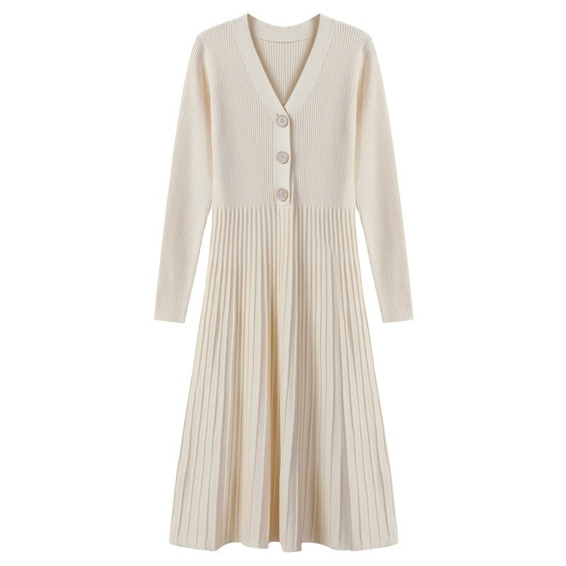 Robe tricot pour femmes avec décolleté en V et détails de boutons décoratifs Chic und Stil