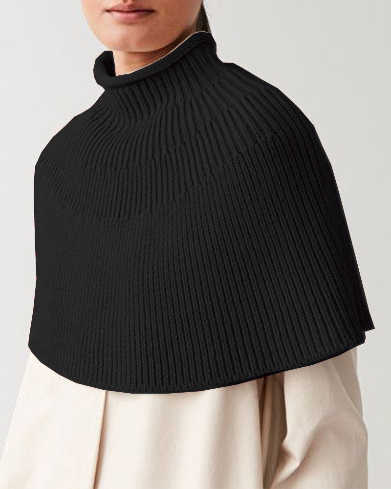 Cape en tricot pour dames avec col montant et fine structure en rib Chic und Stil