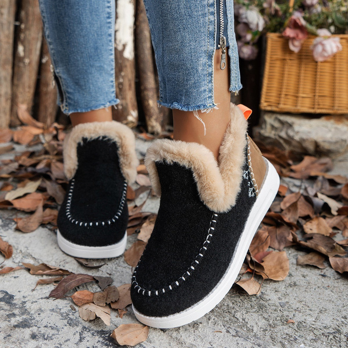 Bottes d'hiver confortables pour dames avec doublure en peluche et semelle robuste Chic und Stil