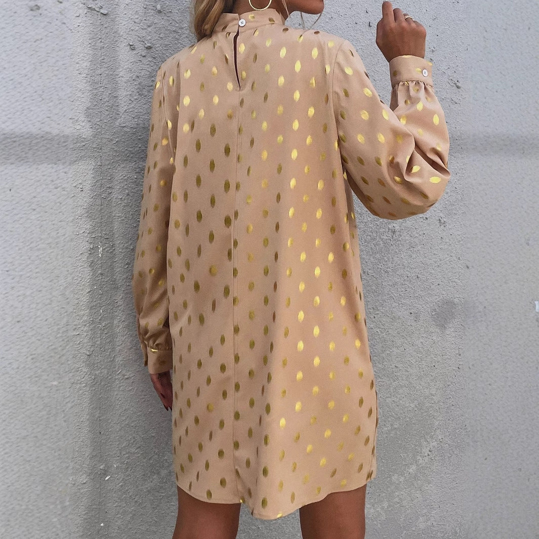 Robes chemises élégantes pour femmes avec accents métalliques et ceinture à la taille Chic und Stil