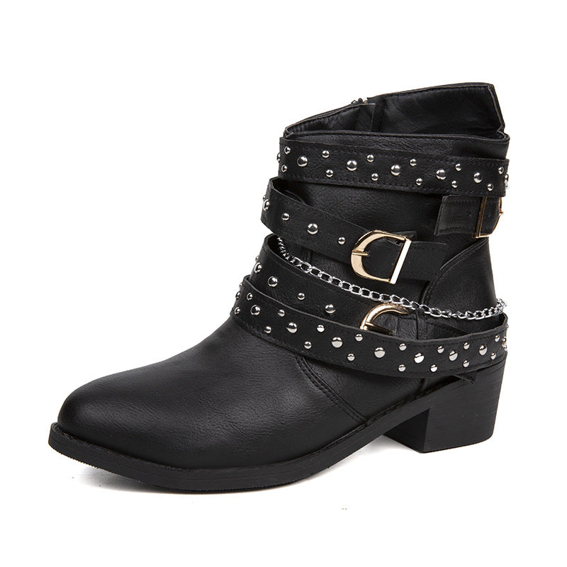 Bottines pour femmes avec des boucles tendance et des clous décoratifs Chic und Stil