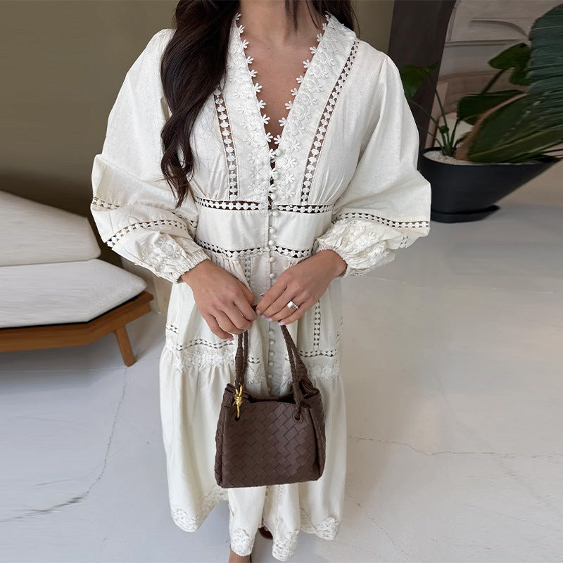 Robe maxi femme avec broderies artistiques et manches aérées Chic und Stil
