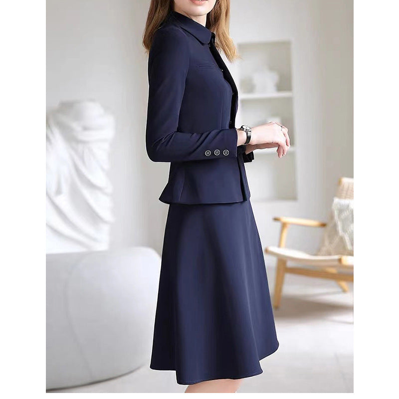 Costume de robe élégant sur mesure Chic und Stil pour femmes