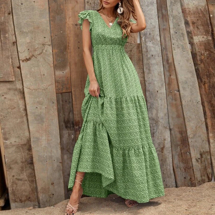 Robe maxi femme avec de délicates détails volantés et un décolleté en V plus profond Chic und Stil