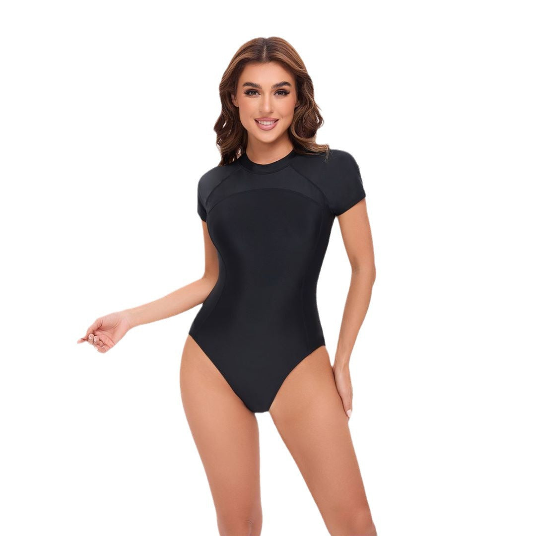 Maillot de bain court à manches courtes sportif pour femme Chic und Stil
