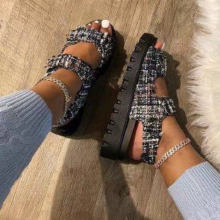 Sandales à bride pour femmes avec semelle rembourrée et design réglable Chic und Stil