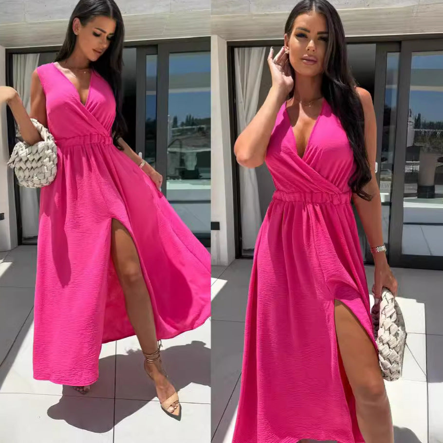 Chic and stylish women's flowing maxi dress with high slit