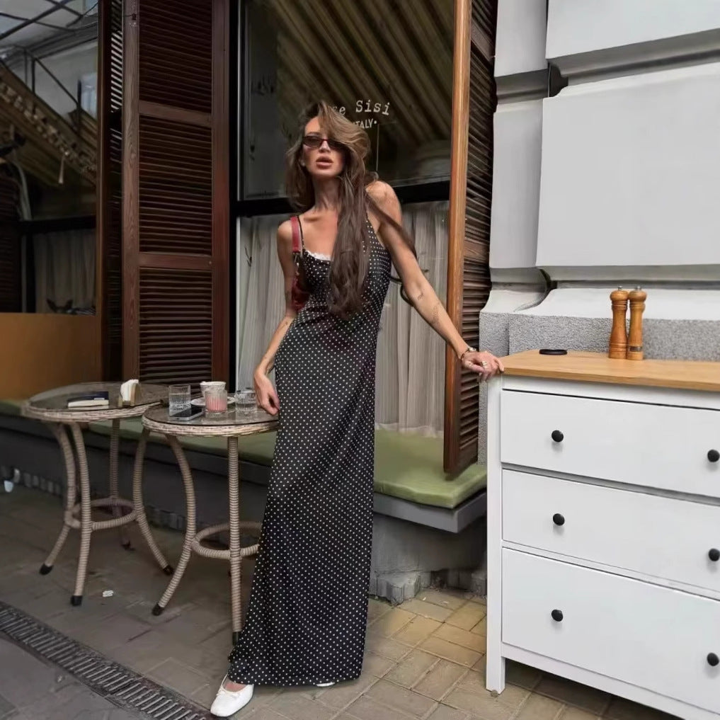 Robe maxi pour femmes avec des pois et un élégant ornement en dentelle Chic und Stil