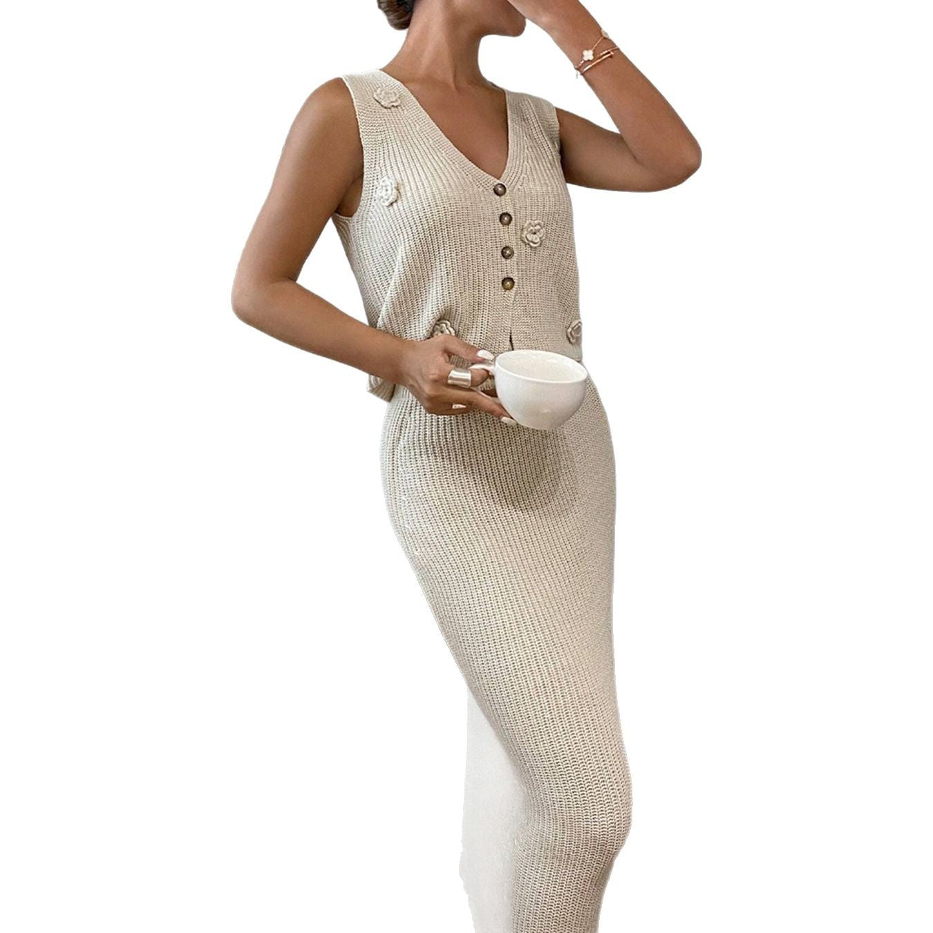 2-piece knit set for women with stylish button details and a chic floral design