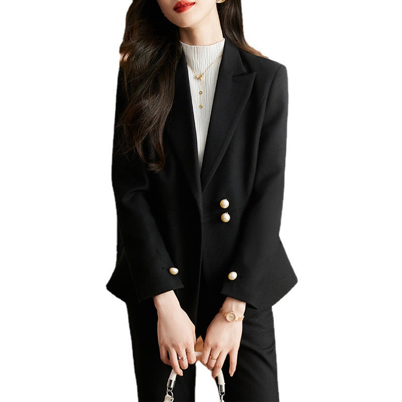 Veste classique ajustée pour femmes avec boutons décoratifs Chic und Stil