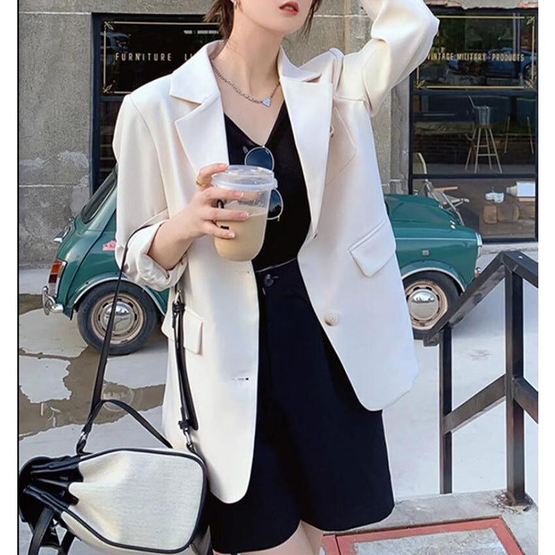 Veste structurée pour femmes avec coupe ajustée Chic und Stil 1750846569
