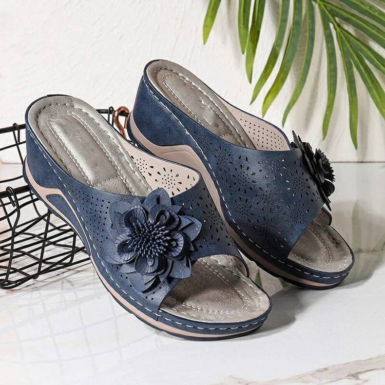 Sandales élégantes en fleurs pour femmes avec matériau supérieur respirant et semelle confortable Chic und Stil