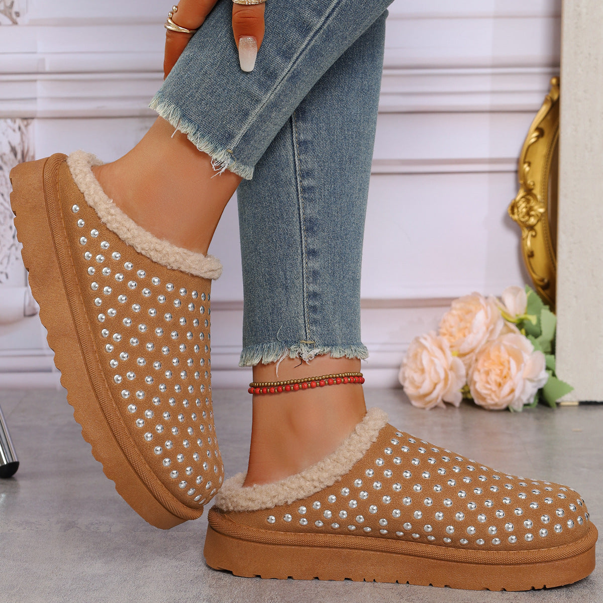 Chaussons pour femmes avec des accents scintillants et une doublure douillette Chic und Stil