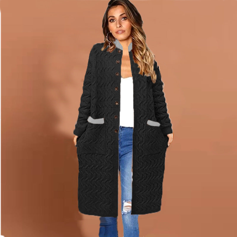 Manteau tricot féminin avec grand design de tresse et poches pratiques Chic und Stil