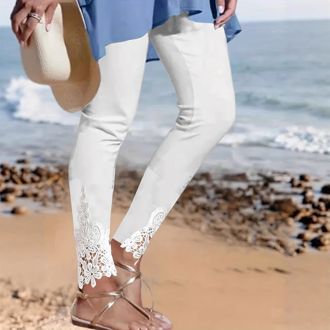 Leggings pour femmes avec ourlet en dentelle et taille élastique Chic und Stil