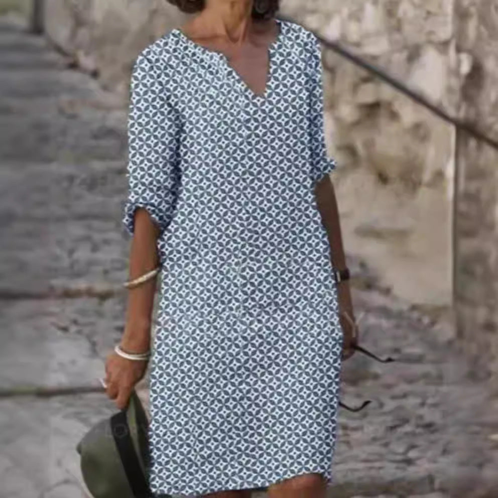 Robe midi décontractée pour femmes avec décolleté en V et boutons pratiques Chic und Stil