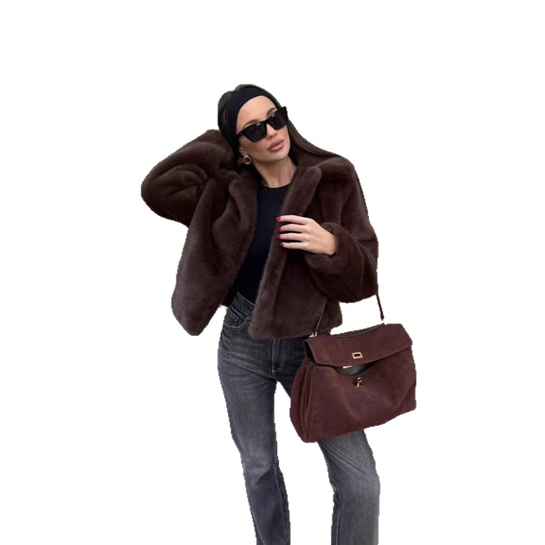 Dames élégante manteau en fausse fourrure avec revers à la mode Chic und Stil