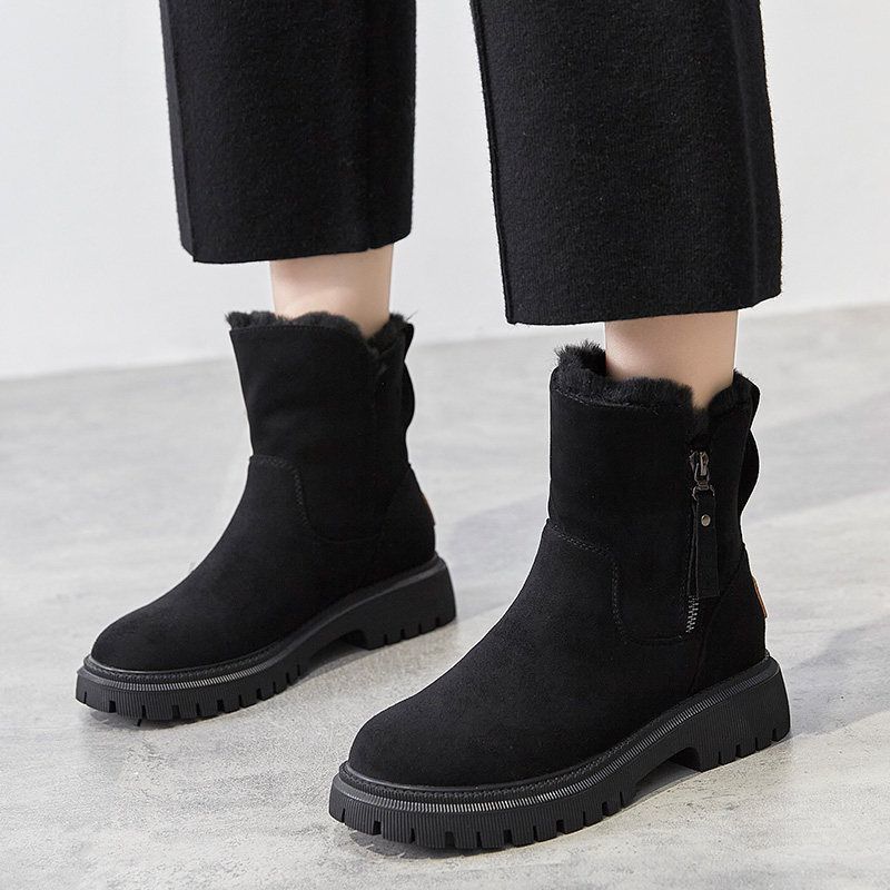 Bottes d'hiver tendance pour femmes avec doublure douce et profil robuste Chic und Stil