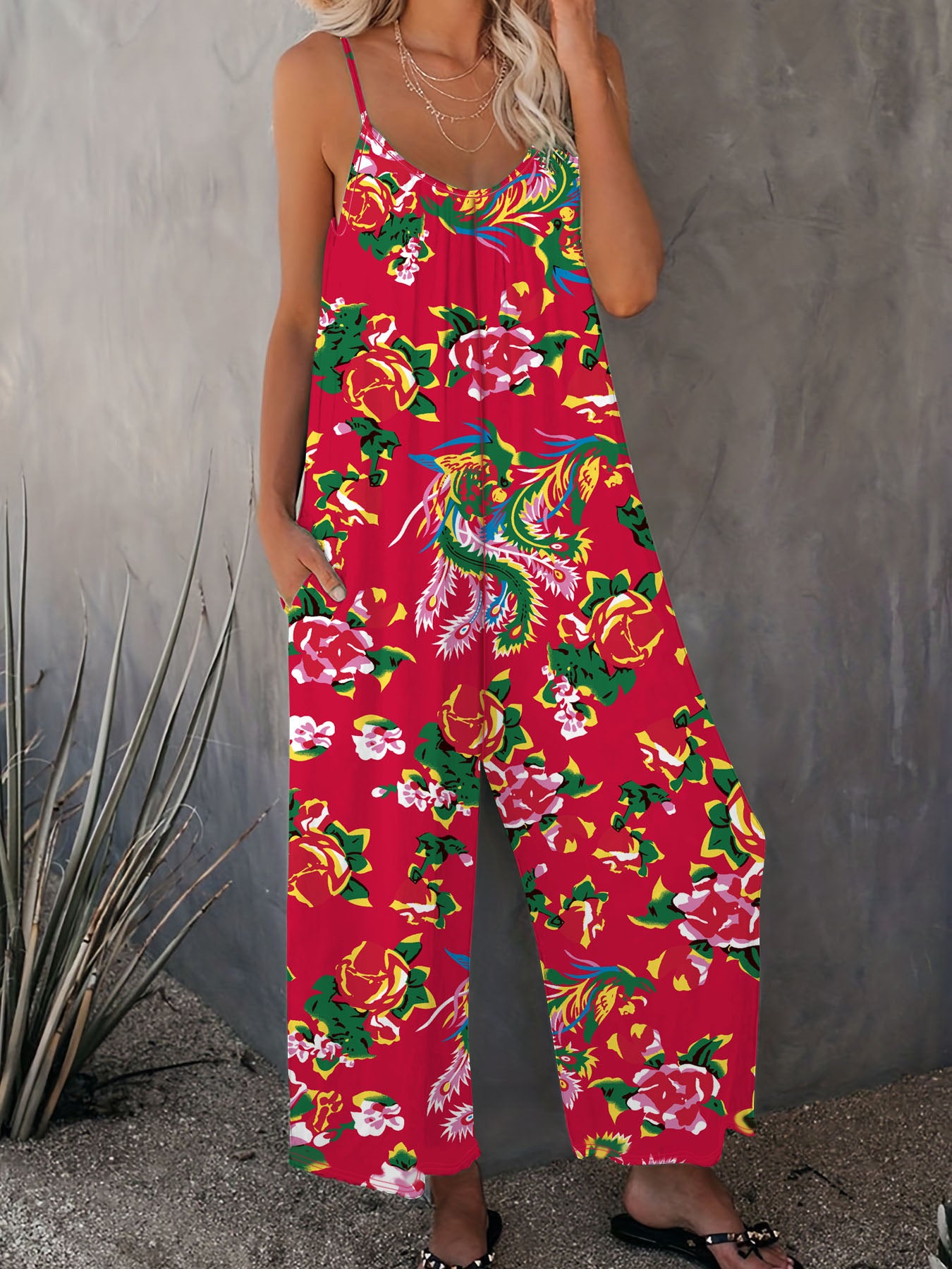 Dame combinaison légère avec design floral et bretelles réglables Chic und Stil