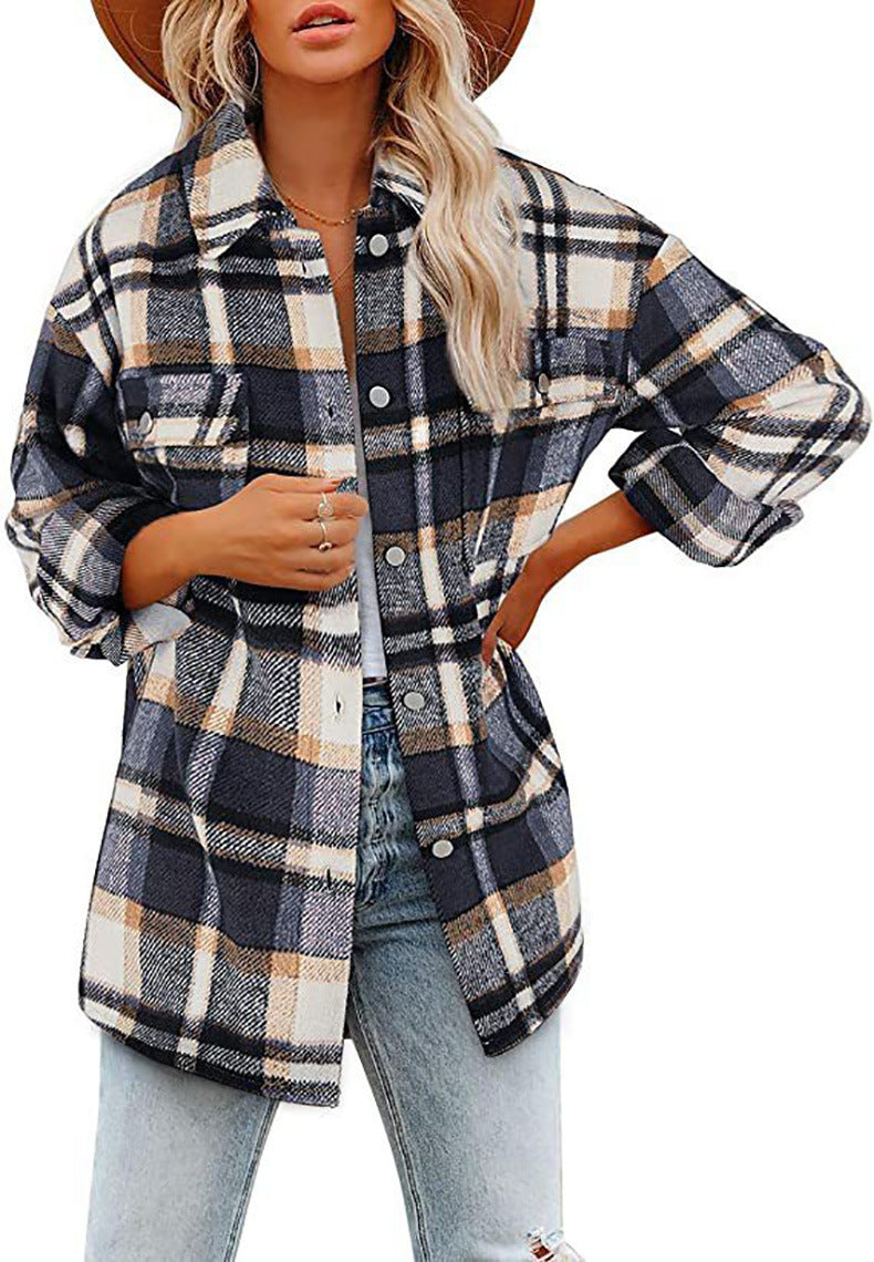 Veste chemise surdimensionnée pour dames avec motif à carreaux et poches pratiques Chic und Stil