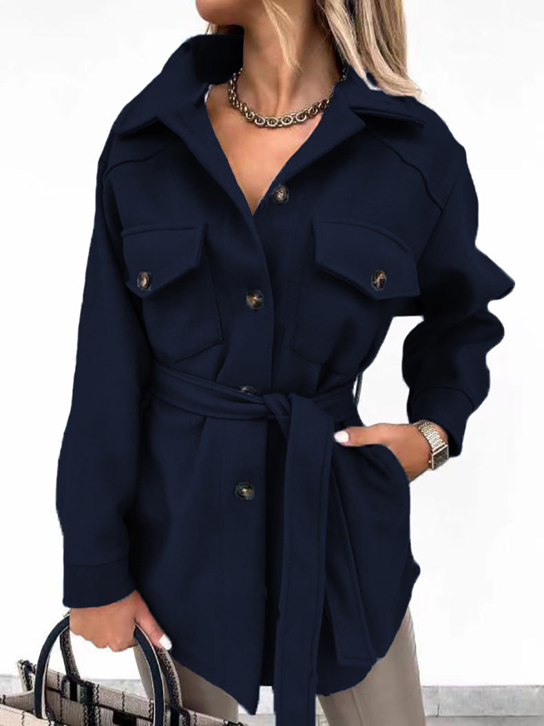 Veste utilitaire pour dames avec une ceinture tendance et des poches pratiques Chic und Stil