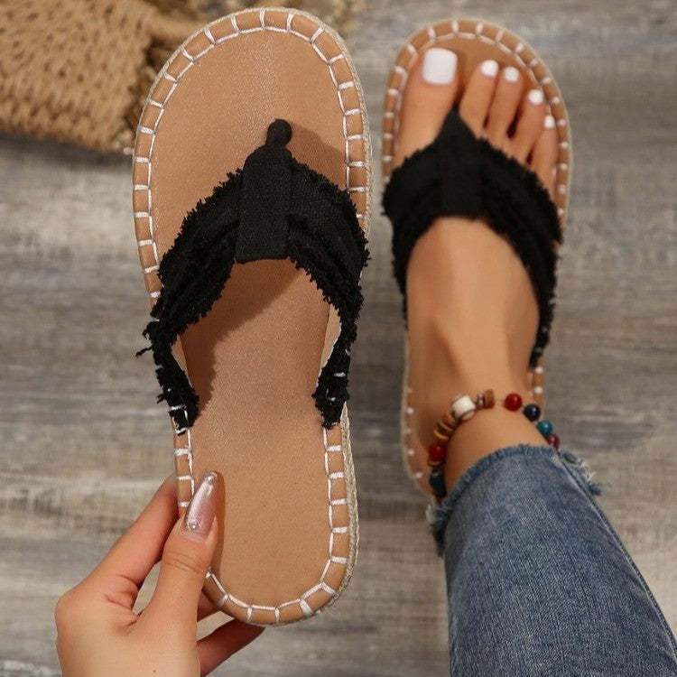 Sandales pour femmes avec design tressé et semelle anti-dérapante Chic und Stil