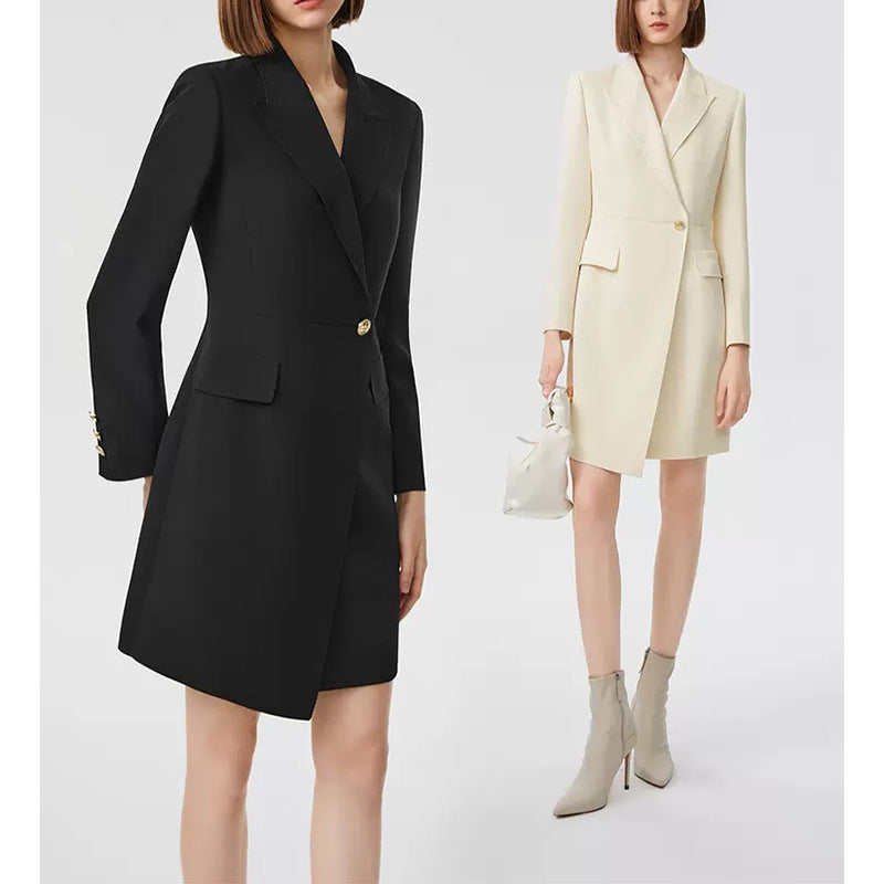 Robe blazer ajustée pour femmes avec détails de boutons dorés Chic und Stil