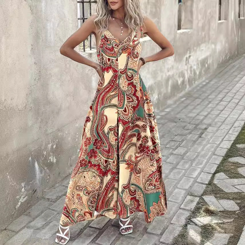 Robe maxi pour femmes avec un motif paisley vivant