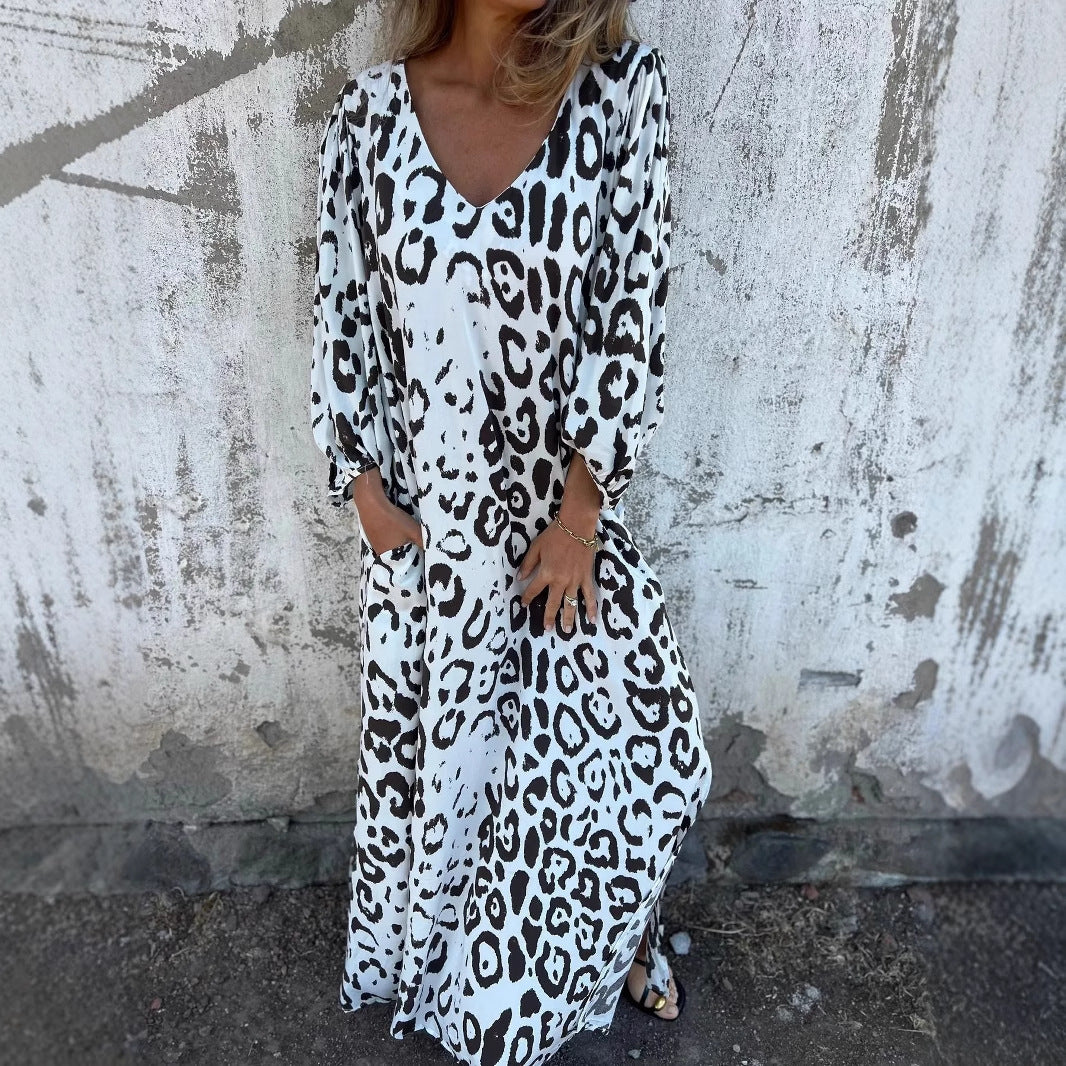 Robe maxi pour femmes avec décolleté V profond et poches latérales Chic und Stil