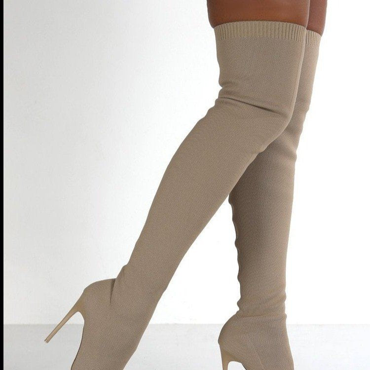 Bottes dames au genou avec un élégant talon et une structure en tricot de haute qualité Chic und Stil
