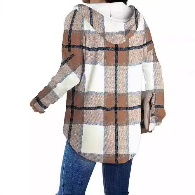 Chemise à carreaux décontractée pour femmes avec capuche Chic und Stil