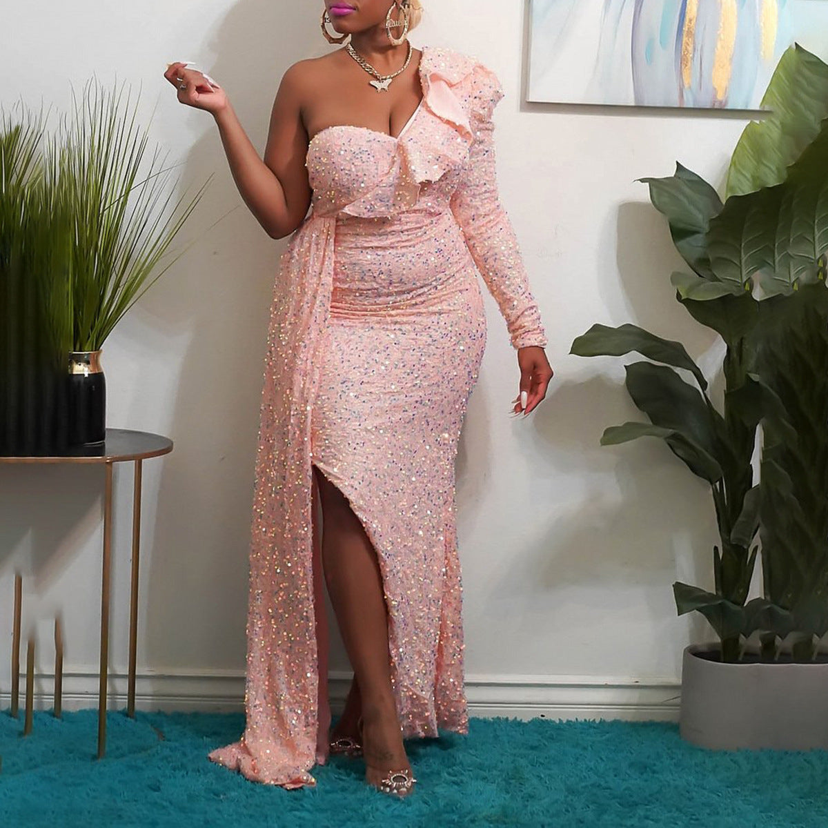 Femmes Robe maxi élégante sans épaules avec des accents scintillants et un design asymétrique Chic und Stil