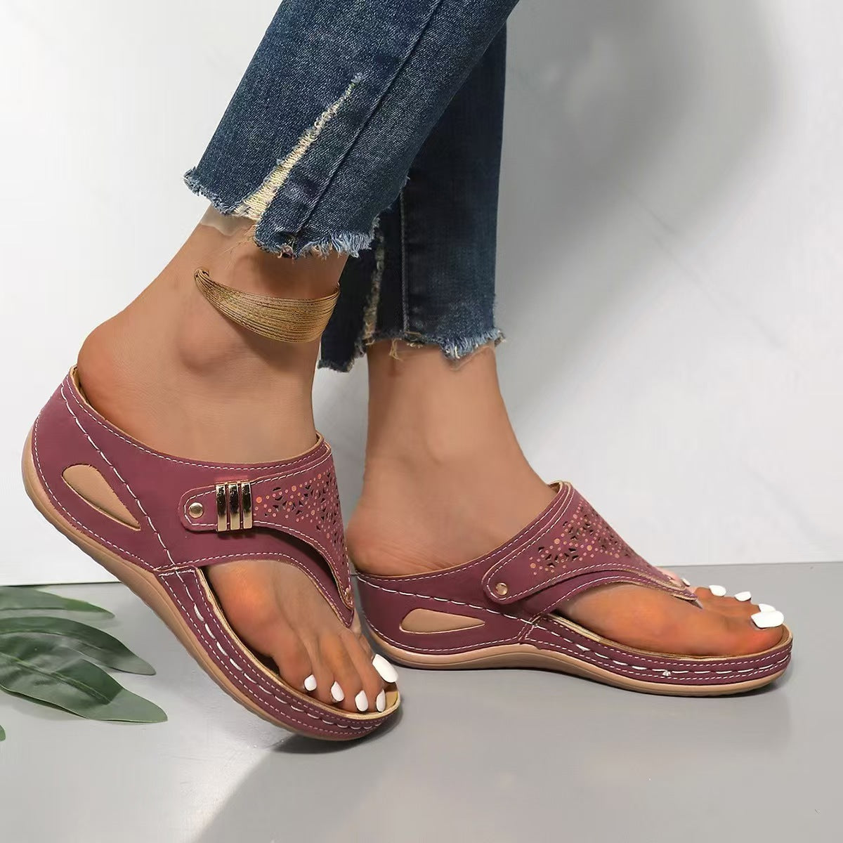 Sandales à glissière élégantes pour dames avec découpes Chic und Stil